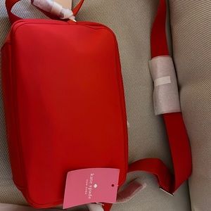 kate spade crossbody camera bag. brand new. includes all original tags.